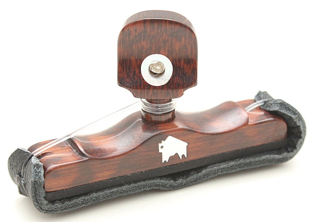 CEJILLA ARTESANA Madera de Serpiente con toro