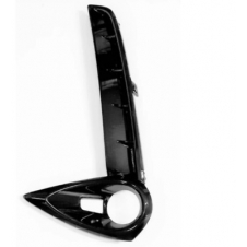 REJILLA DEL PARACHOQUES DELANTERO (CON ORIFICIO PARA FARO ANTINIEBLA) (NEGRO BRILLANTE)