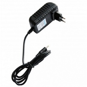 Adaptador de corriente tablet 9V 2A